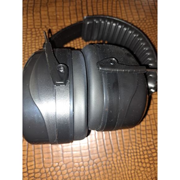 ProCase Ear Protection, 32 dB Noise Cancelling Headphones for Adults - Picture 5 of 5